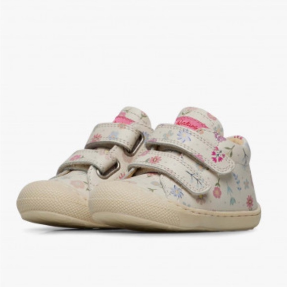 Naturino Other - NWT NATURINO COCOON VL Leather first step shoes with flowers in White